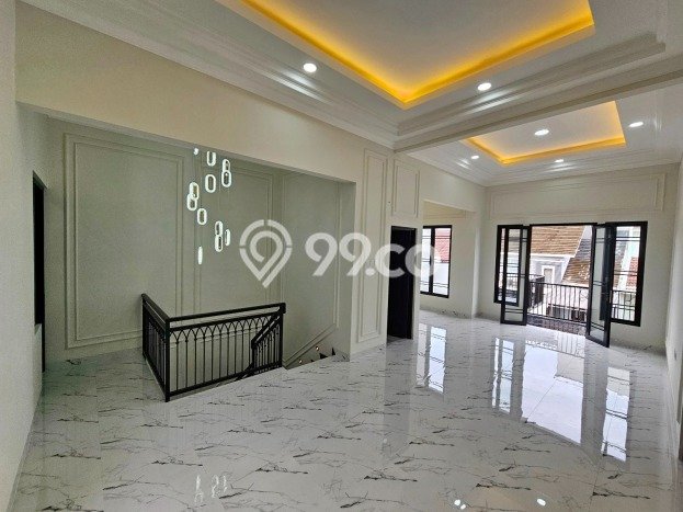 Hunian Elit LB 180m2 Siap Pakai Desain Elegan di BSD Taman Crysant, Tangerang Hunian Elit LB 180m2 Siap Pakai Desain Elegan di BSD Taman Crysant, Tangerang