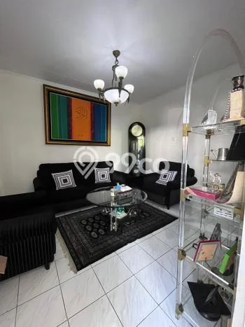 Dijual Cepat Rumah Bagus Siap Huni LB 200m2 di Cinere, Depok Dijual Cepat Rumah Bagus Siap Huni LB 200m2 di Cinere, Depok