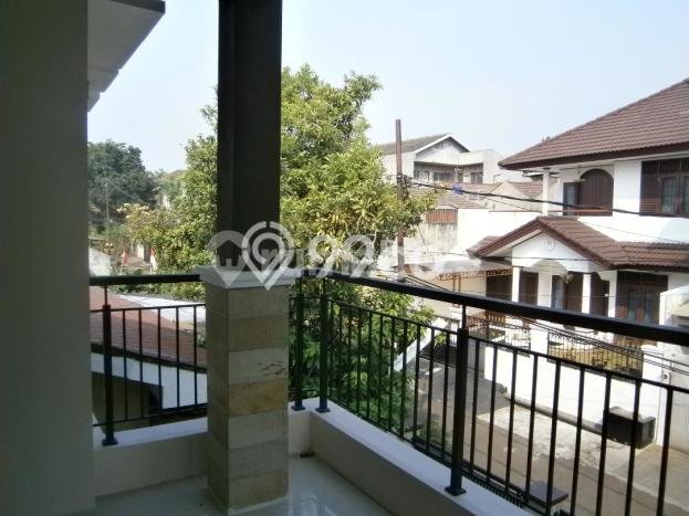 Lokasi terbaik! Rumah siap pakai disewakan di Cinere LB 300m2 Lokasi terbaik! Rumah siap pakai disewakan di Cinere LB 300m2