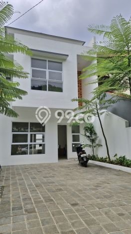 Rumah di Cinere, Akses ke Mall, LT 146m2m² Rumah di Cinere, Akses ke Mall, LT 146m2m²