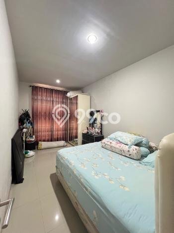 Rumah Sewa Surabaya LT 90m2 LB 180m2 Kawasan Citraland Rumah Sewa Surabaya LT 90m2 LB 180m2 Kawasan Citraland