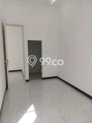 Jual Rumah Modern 5 KT di Mulyosari, Surabaya Jual Rumah Modern 5 KT di Mulyosari, Surabaya