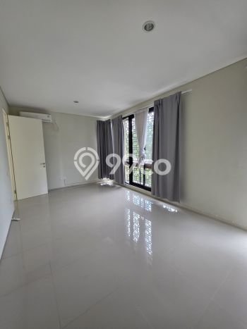 Rumah Luas Asri 4 KT Siap Pakai di Citraland Surabaya Rumah Luas Asri 4 KT Siap Pakai di Citraland Surabaya