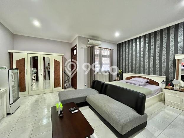 Jual Rumah Modern 4 KT di Pakuwon Indah, Surabaya Jual Rumah Modern 4 KT di Pakuwon Indah, Surabaya