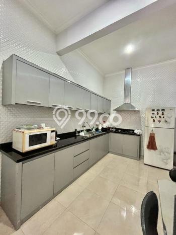 Jual Rumah Modern 4 KT di Pakuwon Indah, Surabaya Jual Rumah Modern 4 KT di Pakuwon Indah, Surabaya