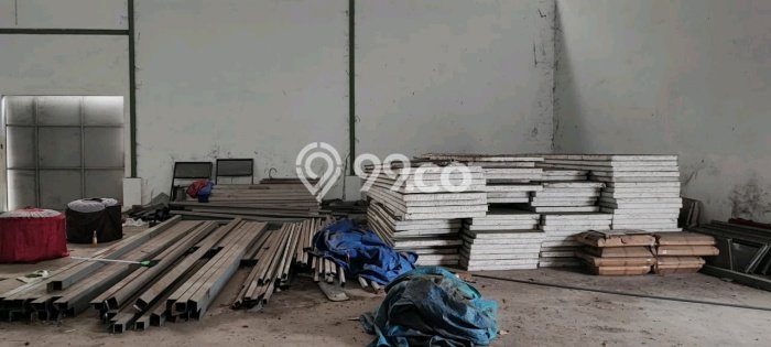 Gudang Bagus Dijual LB 2376m2 Lokasi Strategis Sidoarjo Area Cocok untuk Bisnis Gudang Bagus Dijual LB 2376m2 Lokasi Strategis Sidoarjo Area Cocok untuk Bisnis