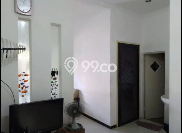 For Sale Rumah 3 Kamar Lokasi Ideal Nyaman dan Strategis di Rungkut For Sale Rumah 3 Kamar Lokasi Ideal Nyaman dan Strategis di Rungkut