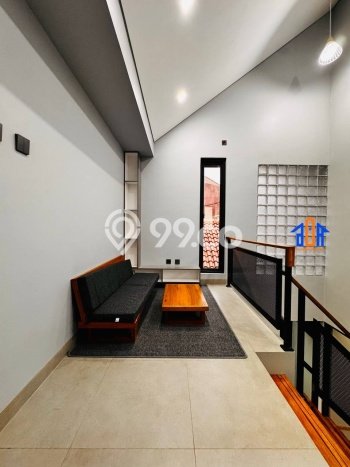For Sale Rumah 4 Kamar Lokasi Strategis Nyaman dan Strategis di Limo For Sale Rumah 4 Kamar Lokasi Strategis Nyaman dan Strategis di Limo