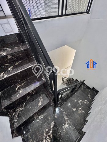 Dijual Rumah 3 Kamar Lokasi Ideal Bagus dan Strategis di Beji Dijual Rumah 3 Kamar Lokasi Ideal Bagus dan Strategis di Beji