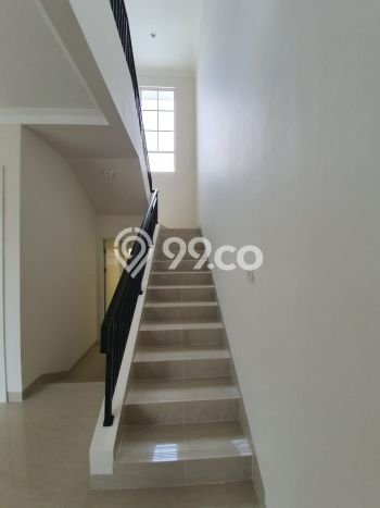Jual Rumah Mewah Elegan Dengan View Eksklusif di Terusan Buah Batu, Bandung Jual Rumah Mewah Elegan Dengan View Eksklusif di Terusan Buah Batu, Bandung