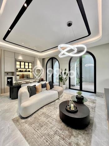 For Sale! Luxury House LT 240m2 Desain Modern di Graha For Sale! Luxury House LT 240m2 Desain Modern di Graha
