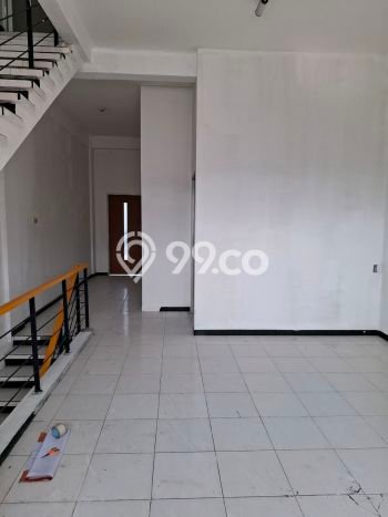 Ruko Dijual di Surabaya LT 100m2 & LB 400m2 Lokasi Terbaik! Ruko Dijual di Surabaya LT 100m2 & LB 400m2 Lokasi Terbaik!