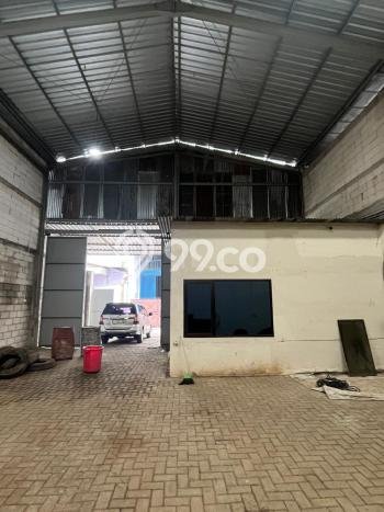 Dijual Gudang Kawasan Bulak, Luas 280m², Area Bisnis Dijual Gudang Kawasan Bulak, Luas 280m², Area Bisnis