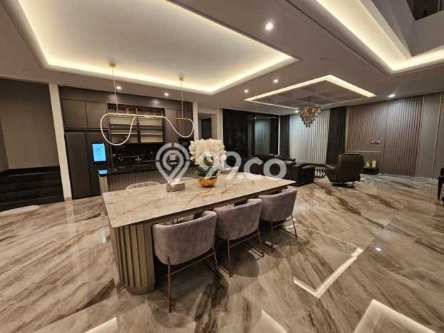 Rumah EXCLUSIVE di Graha, Surabaya, Luas 390m² LB 800m² KESEMPATAN TERBATAS! Rumah EXCLUSIVE di Graha, Surabaya, Luas 390m² LB 800m² KESEMPATAN TERBATAS!