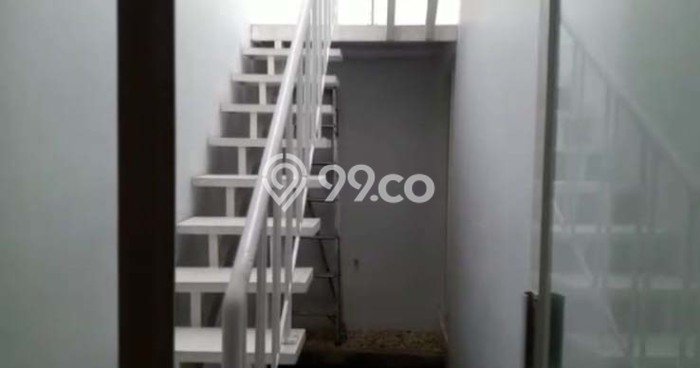 Rumah Tenang area Tembalang, 2 KT, Luas 93m2m² Bangunan 42m2m² Rumah Tenang area Tembalang, 2 KT, Luas 93m2m² Bangunan 42m2m²