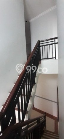Dijual Rumah 4 Kamar Lokasi Ideal Bagus dan Strategis di Ciledug Dijual Rumah 4 Kamar Lokasi Ideal Bagus dan Strategis di Ciledug