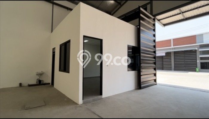 Gudang di Sidoarjo, Luas 300m2m², Pusat Bisnis, Posisi Strategis Gudang di Sidoarjo, Luas 300m2m², Pusat Bisnis, Posisi Strategis