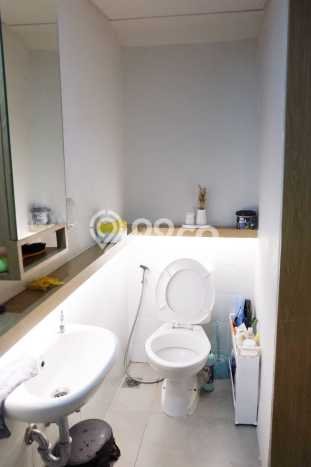 Rumah Modern 3 KT di BSD Tangerang Semi Furnished Rumah Modern 3 KT di BSD Tangerang Semi Furnished