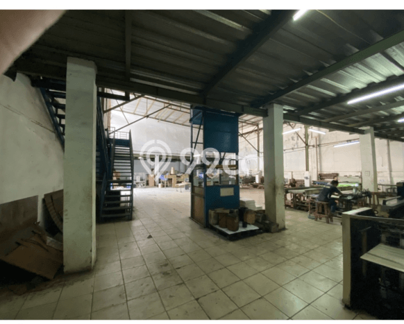 Untuk Dijual! Gudang di Bandengan Jakarta Utara LT 1840m2 / LB 1963m2 Kawasan Strategis Untuk Dijual! Gudang di Bandengan Jakarta Utara LT 1840m2 / LB 1963m2 Kawasan Strategis