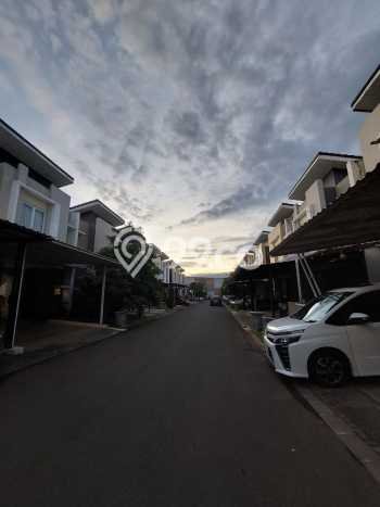Hunian Elit LB 89m2 Siap Huni Desain Elegan di Gading Serpong, Tangerang Hunian Elit LB 89m2 Siap Huni Desain Elegan di Gading Serpong, Tangerang