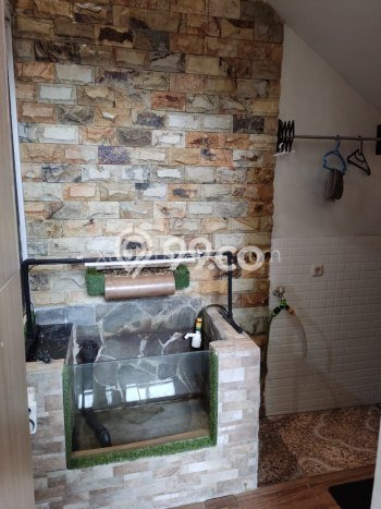 Disewakan! Rumah 2 Kamar Tidur &
2 Kamar Mandi di Cikupa Citra Raya, Tangerang Disewakan! Rumah 2 Kamar Tidur &
2 Kamar Mandi di Cikupa Citra Raya, Tangerang