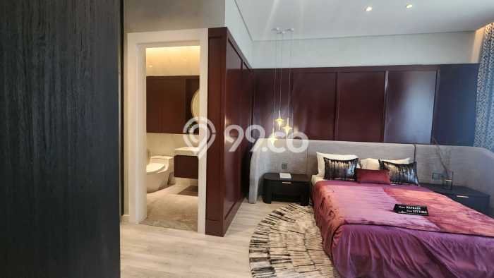 For Sale! Luxury House LT 420m2 Desain Elegan di Alam Sutera For Sale! Luxury House LT 420m2 Desain Elegan di Alam Sutera