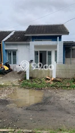 Dijual Cepat Rumah Bagus Siap Huni LB 100m2 di Karawaci, Tangerang Dijual Cepat Rumah Bagus Siap Huni LB 100m2 di Karawaci, Tangerang