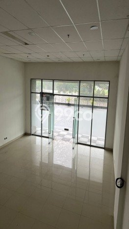 Unit Kantor Paling Strategis di Benda Tangerang dengan LB 585m2 Unit Kantor Paling Strategis di Benda Tangerang dengan LB 585m2