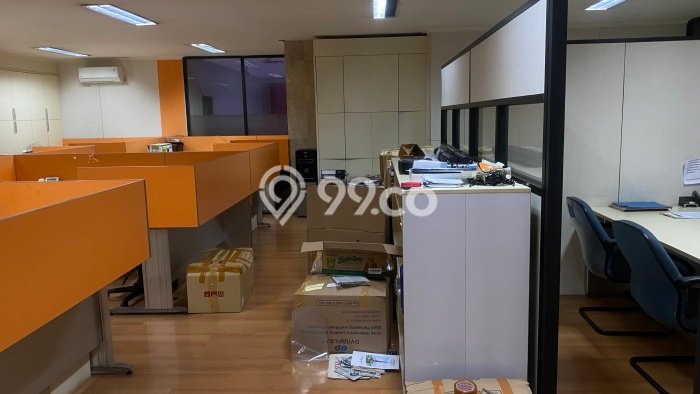 Kantor Disewa di Gambir, Jakarta Pusat, LT 525m2 / LB 1969m2 Kantor Disewa di Gambir, Jakarta Pusat, LT 525m2 / LB 1969m2