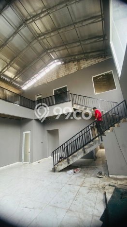 Rumah Asri di Menteng, 5 KM, Lingkungan Tenang, LT 650m2m² Bangunan 800m2m² Rumah Asri di Menteng, 5 KM, Lingkungan Tenang, LT 650m2m² Bangunan 800m2m²
