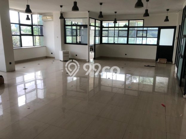Kantor Lokasi Premium di Palmerah, Luas 600m², Ready Bisnis Kantor Lokasi Premium di Palmerah, Luas 600m², Ready Bisnis