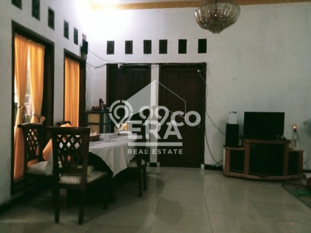 Jual Rumah Strategis Bagus Punya 4 KT di Telukjambe Timur Karawang SHM Jual Rumah Strategis Bagus Punya 4 KT di Telukjambe Timur Karawang SHM