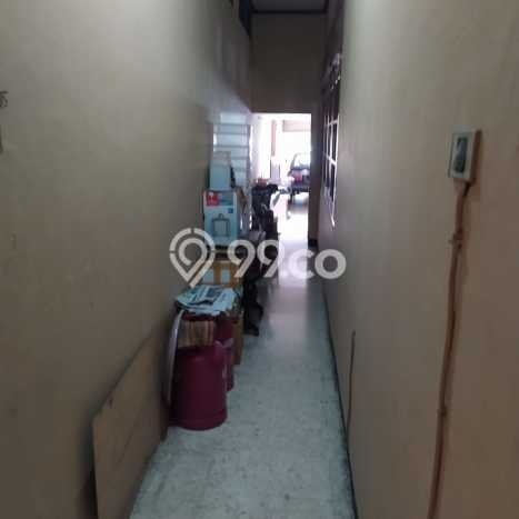 Rumah 7 KT 6 KM di Lokasi Gayungan, Surabaya Rumah 7 KT 6 KM di Lokasi Gayungan, Surabaya