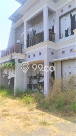 Jual Rumah Bagus Siap Huni LB 130m2 di Jambangan, Surabaya Jual Rumah Bagus Siap Huni LB 130m2 di Jambangan, Surabaya