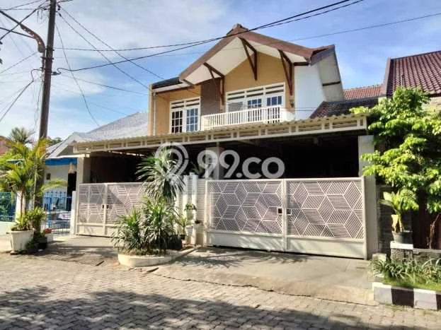 Rumah Modern 3 Kamar LT 144m2 di Ketintang Rumah Modern 3 Kamar LT 144m2 di Ketintang