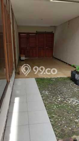 Rumah Luxury Modern Siap Huni di Kendangsari Surabaya Rumah Luxury Modern Siap Huni di Kendangsari Surabaya