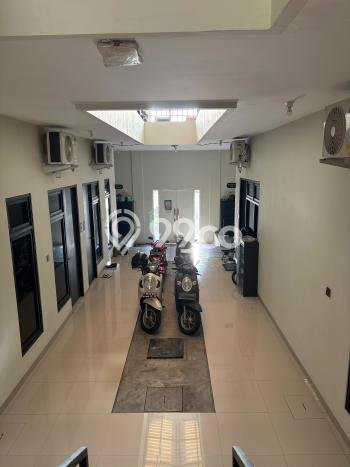 Dijual Rumah Premium dengan Fasilitas Sekitar Komplit di Jambangan, Surabaya Dijual Rumah Premium dengan Fasilitas Sekitar Komplit di Jambangan, Surabaya