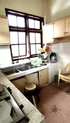 Rumah Luxury Modern Siap Huni di Margorejo Surabaya Rumah Luxury Modern Siap Huni di Margorejo Surabaya