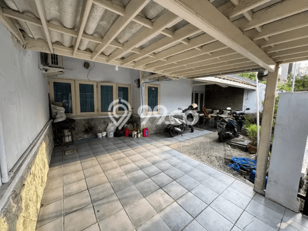 Rumah Minimalis 4 KT LT 162m2 di Manyar Rumah Minimalis 4 KT LT 162m2 di Manyar