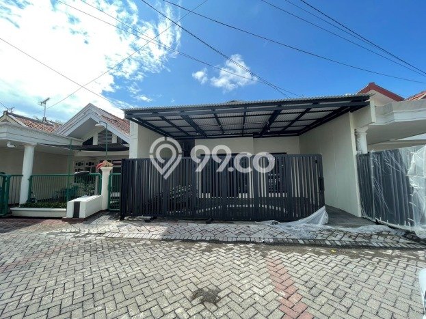 Jual Rumah Favorit Siap Huni LB 150m2 di Rungkut, Surabaya Jual Rumah Favorit Siap Huni LB 150m2 di Rungkut, Surabaya
