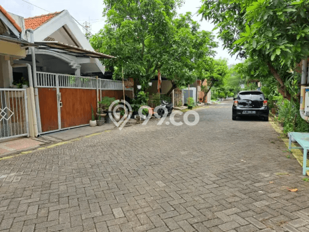 Dijual Cepat Rumah Favorit Siap Huni LB 90m2 di Rungkut, Surabaya Dijual Cepat Rumah Favorit Siap Huni LB 90m2 di Rungkut, Surabaya