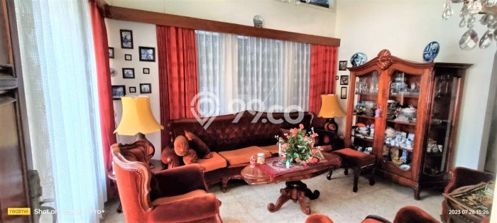 Rumah Elit Modern Siap Huni di Manyar Surabaya Rumah Elit Modern Siap Huni di Manyar Surabaya