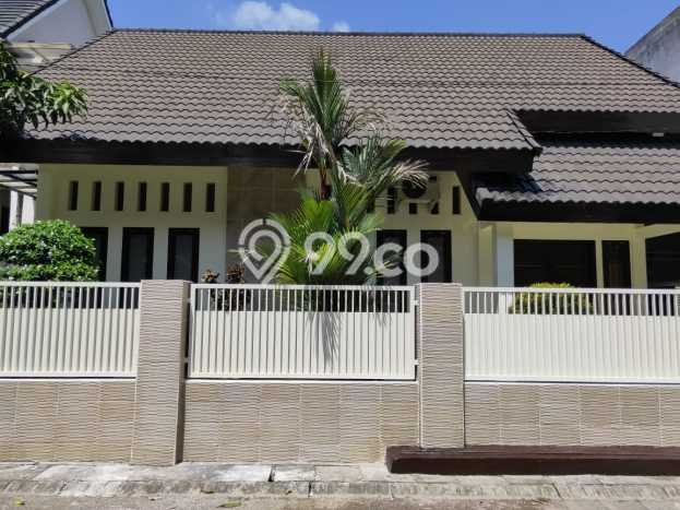 Dijual Rumah Premium dengan Fasilitas Sekitar Komplit di Gayungan, Surabaya Dijual Rumah Premium dengan Fasilitas Sekitar Komplit di Gayungan, Surabaya