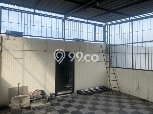 Unit Ruko Dijual di Surabaya LT 100m2 & LB 400m2 Unit Ruko Dijual di Surabaya LT 100m2 & LB 400m2
