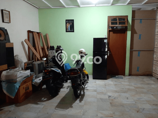 Rumah Luxury Modern Siap Huni di ngagel Surabaya Rumah Luxury Modern Siap Huni di ngagel Surabaya