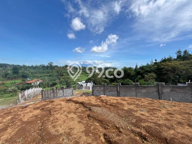 Dijual Tanah di Cisarua Bogor Luas 216m2 SHM Dijual Tanah di Cisarua Bogor Luas 216m2 SHM