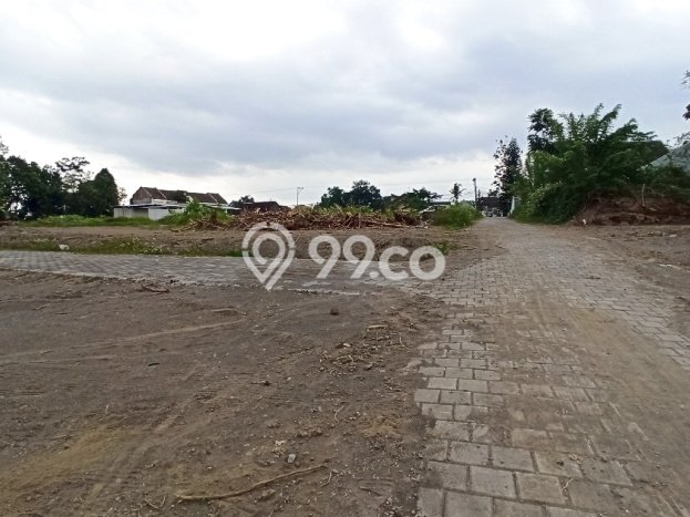 Lahan untuk Dijual Lokasi Gondokusuman, Yogyakarta Luas 356m2 SHM Lahan untuk Dijual Lokasi Gondokusuman, Yogyakarta Luas 356m2 SHM