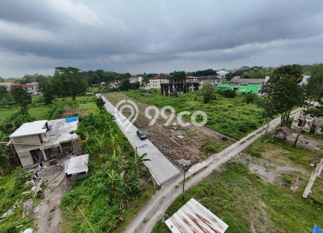 Dijual Kost di Kawasan Depok, Sleman, Spesifikasi 18 KT, 18 KM, 450m2 Dijual Kost di Kawasan Depok, Sleman, Spesifikasi 18 KT, 18 KM, 450m2
