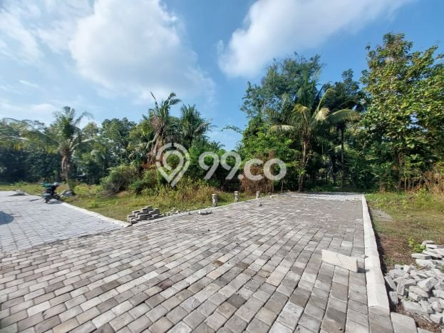 Lahan untuk Dijual Lokasi Kalasan, Sleman Luas 123m2 SHM Lahan untuk Dijual Lokasi Kalasan, Sleman Luas 123m2 SHM