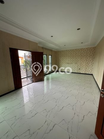 PENAWARAN TERBAIK! Rumah Strategis area Batam Centre, Luas 306m² LB 400m² PENAWARAN TERBAIK! Rumah Strategis area Batam Centre, Luas 306m² LB 400m²